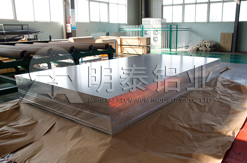 用于汽車-模具-百葉窗5052鋁板多少錢一噸？廠家為您詳細介紹